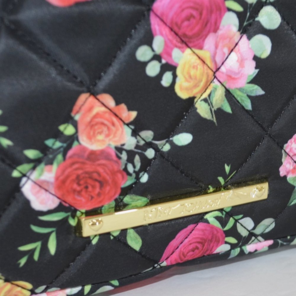 Nwt Betsey Johnson Quilted Tote Bag & Wristlet Set - Picture 5 of 10